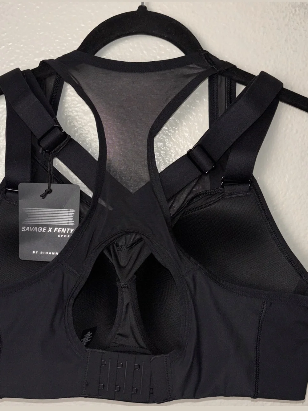 NWT Savage X Fenty Breakthru High-Impact Sports Bra Caviar Black women's 36D